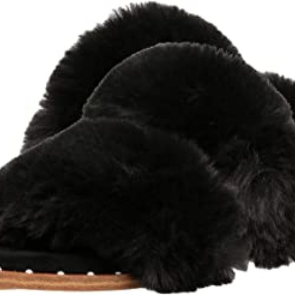 Steve Madden NWOB Enite Studded Faux Fur Sandals Sz 6 - Picture 4 of 6